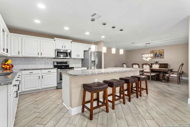 9502 Campton Farms, San Antonio, TX 78250