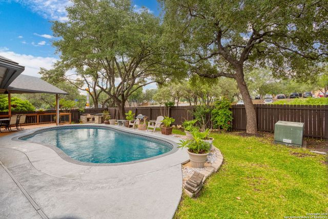 9502 Campton Farms, San Antonio, TX 78250