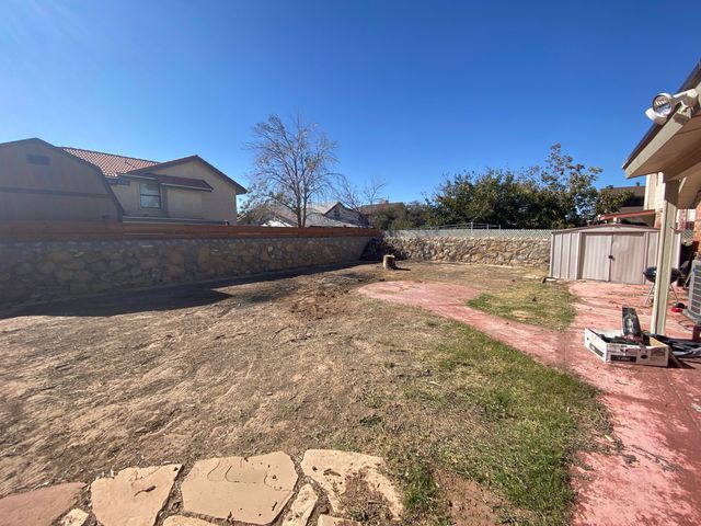 12076 MEADOW GATE Drive, El Paso, TX 79936