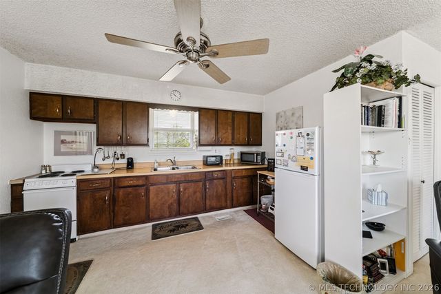 34409 W 51st Street S, Mannford, OK 74044