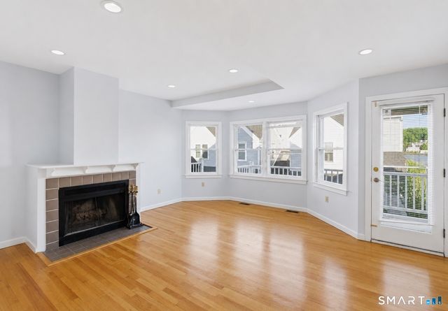 239 Front Street B, New Haven, CT 06513