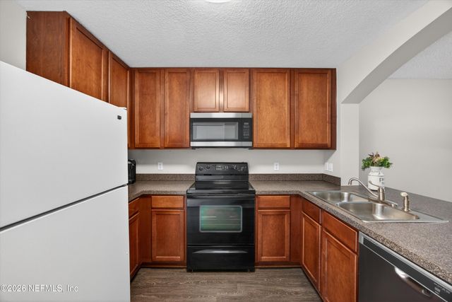 212 BEECH BROOK Street, St. Johns, FL 32259