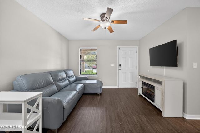 212 BEECH BROOK Street, St. Johns, FL 32259