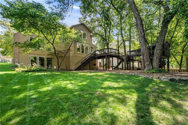 4606 AMINDA Street, Shawnee, KS 66226