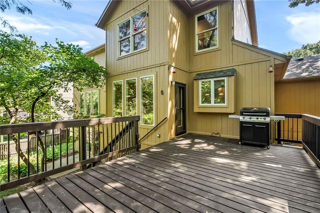 4606 AMINDA Street, Shawnee, KS 66226