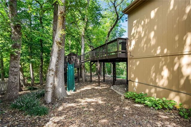 4606 AMINDA Street, Shawnee, KS 66226