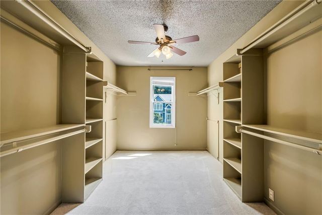 4606 AMINDA Street, Shawnee, KS 66226