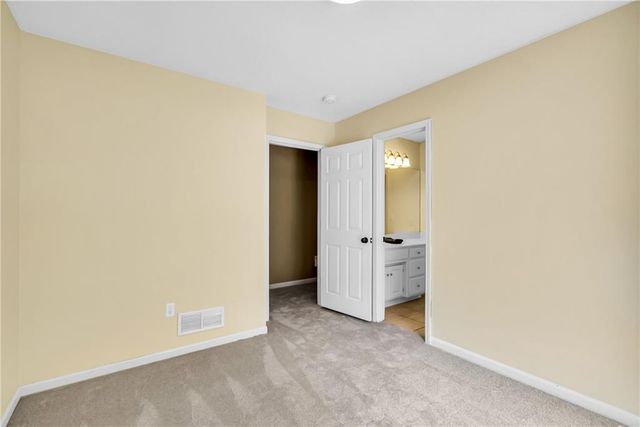 4606 AMINDA Street, Shawnee, KS 66226