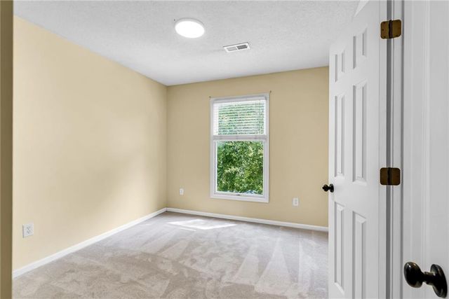 4606 AMINDA Street, Shawnee, KS 66226