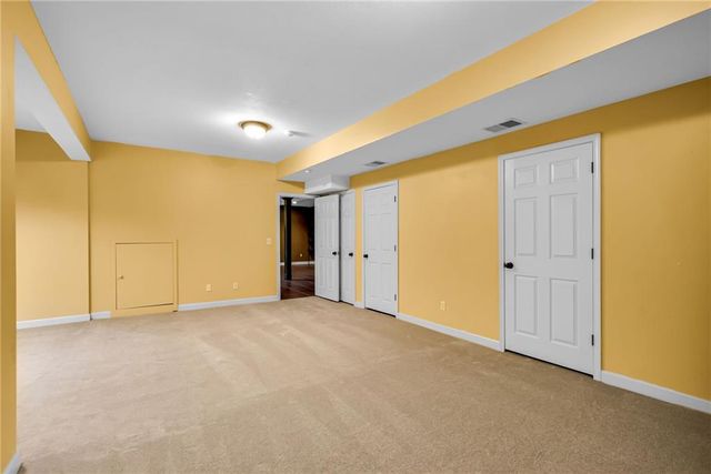 4606 AMINDA Street, Shawnee, KS 66226