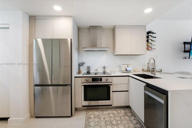 3339 Virginia Street 316, Miami, FL 33133