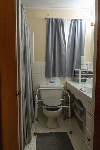 1873 GROVEHAVEN DR, Memphis, TN 38116