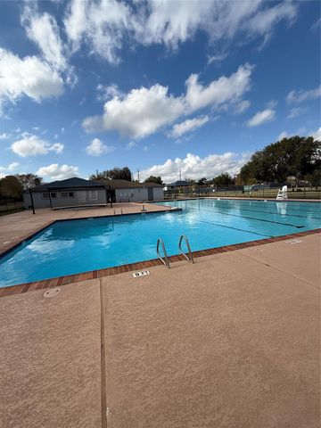 16715 Ribbonridge Drive, Sugar Land, TX 77498