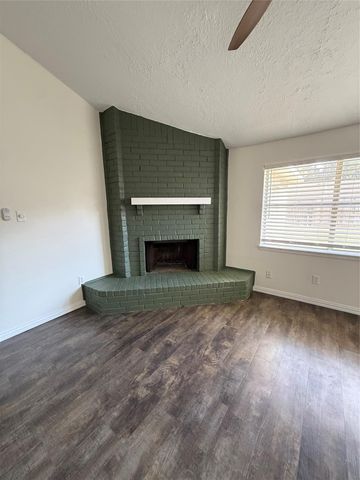 16715 Ribbonridge Drive, Sugar Land, TX 77498