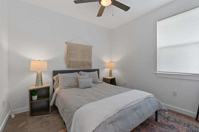 2411 E 11th ST 1, Austin, TX 78702