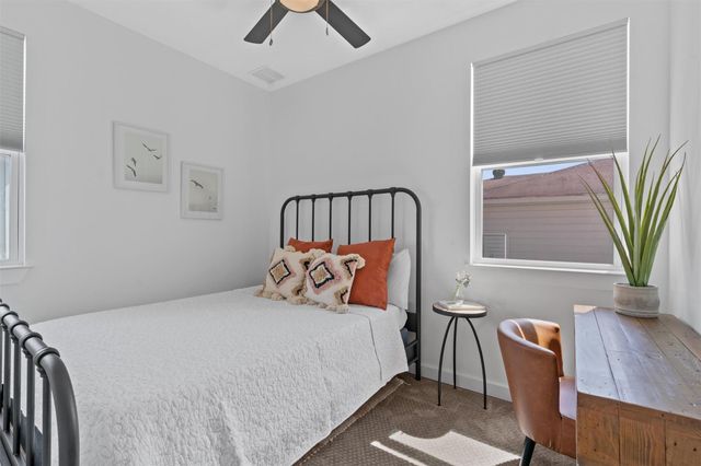 2411 E 11th ST 1, Austin, TX 78702