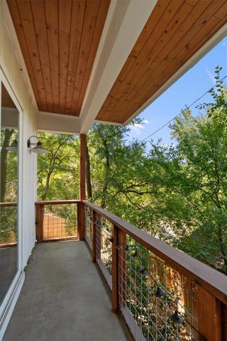 2411 E 11th ST 1, Austin, TX 78702