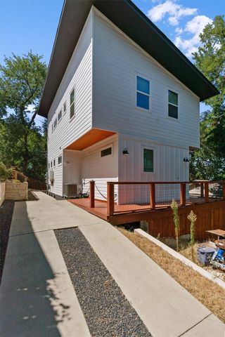 2411 E 11th ST 1, Austin, TX 78702