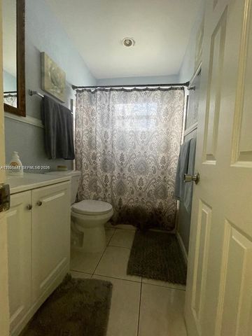 800 N 70th Ave, Hollywood, FL 33024