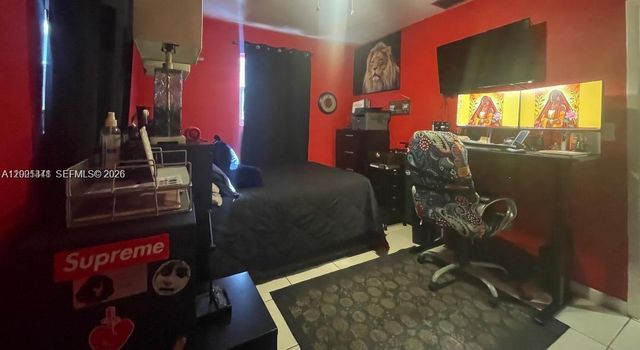 800 N 70th Ave, Hollywood, FL 33024