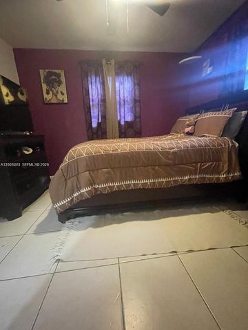 800 N 70th Ave, Hollywood, FL 33024