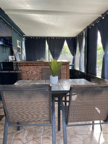 800 N 70th Ave, Hollywood, FL 33024