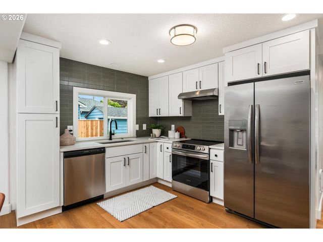 5601 Se BYBEE Blvd A, Portland, OR 97206