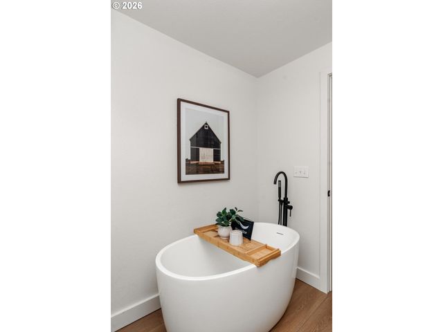 5601 Se BYBEE Blvd A, Portland, OR 97206