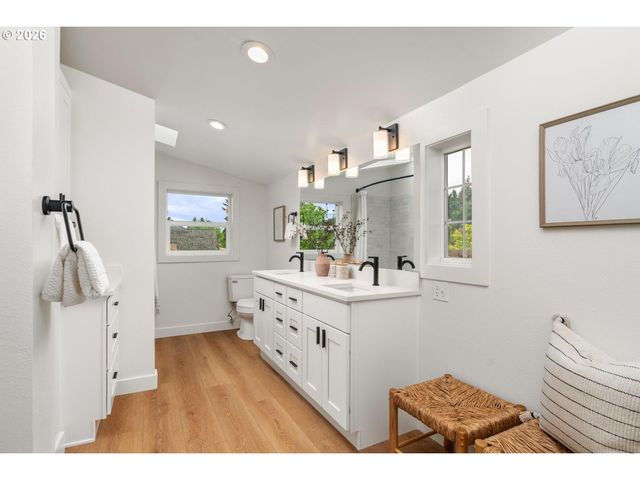 5601 Se BYBEE Blvd A, Portland, OR 97206