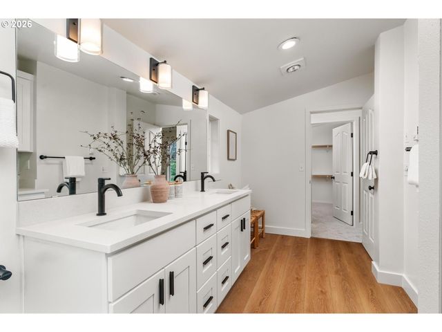 5601 Se BYBEE Blvd A, Portland, OR 97206