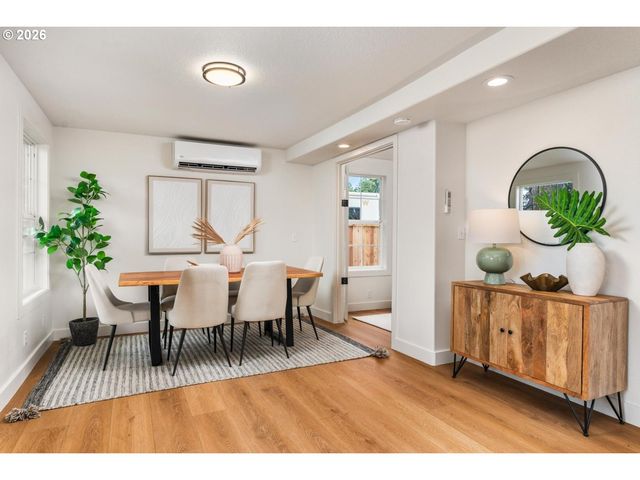 5601 Se BYBEE Blvd A, Portland, OR 97206