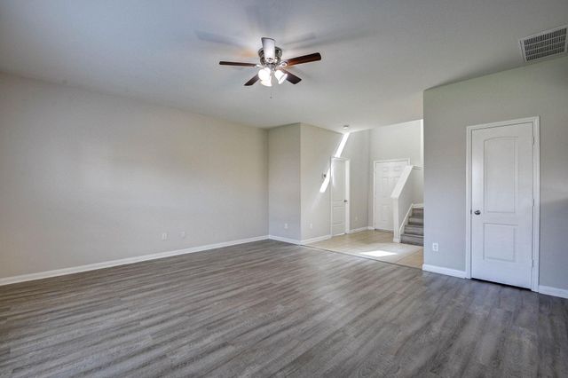 9402 Gold Mountain Drive, Rosharon, TX 77583