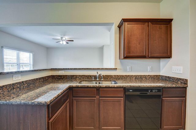 9402 Gold Mountain Drive, Rosharon, TX 77583