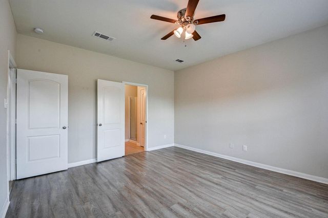 9402 Gold Mountain Drive, Rosharon, TX 77583