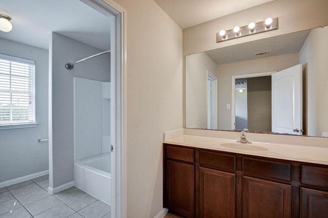9402 Gold Mountain Drive, Rosharon, TX 77583