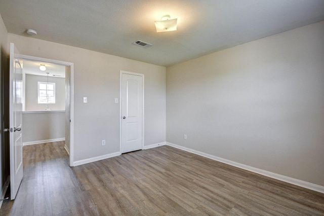 9402 Gold Mountain Drive, Rosharon, TX 77583