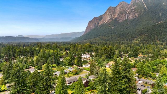 209 NE 6th Street, North Bend, WA 98045
