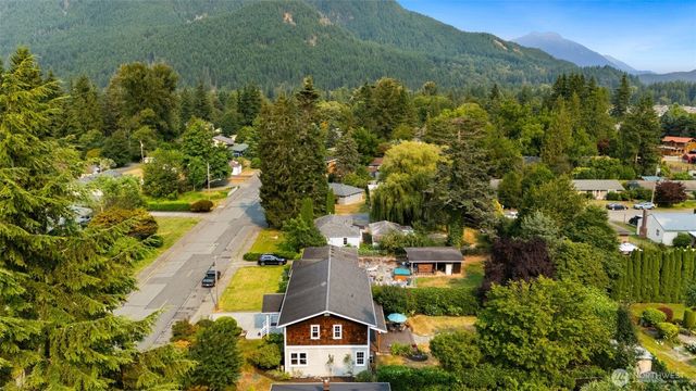 209 NE 6th Street, North Bend, WA 98045