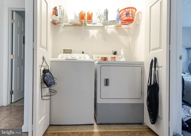 32 JUDGES CT, Inwood, WV 25428