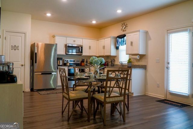 145 Bantry Way, Locust Grove, GA 30248