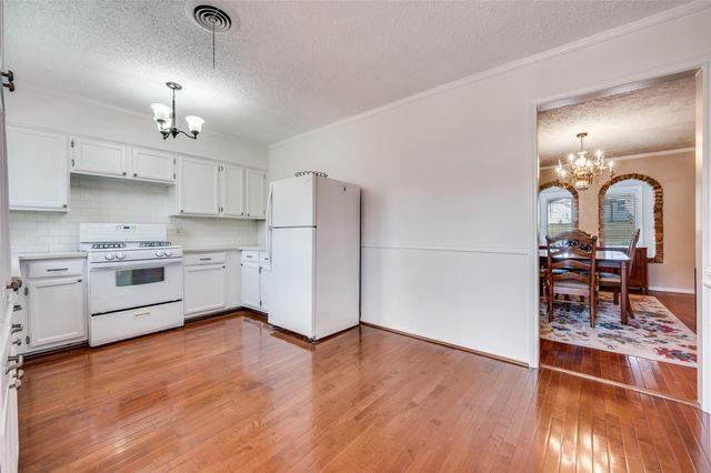 13910 Albemarle Drive, Dallas, TX 75234