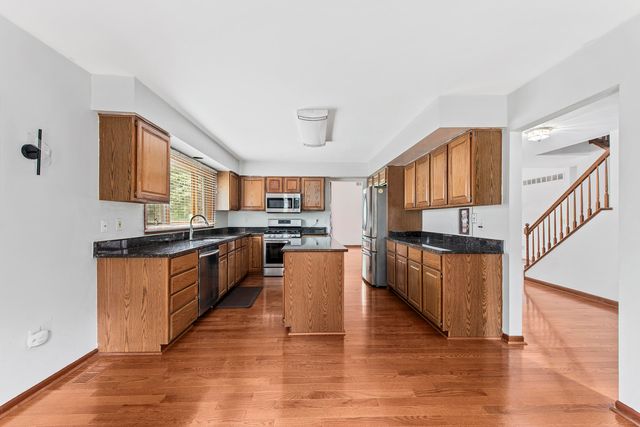 4877 Davis Court, Troy, MI 48085
