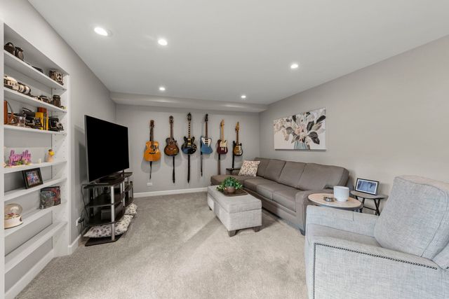 7000 27th Street, Berwyn, IL 60402