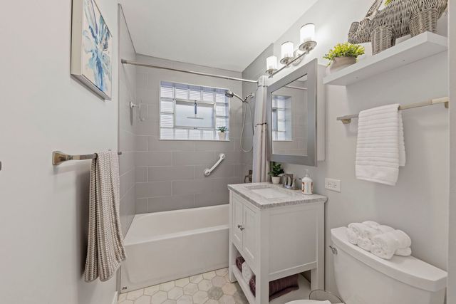 7000 27th Street, Berwyn, IL 60402