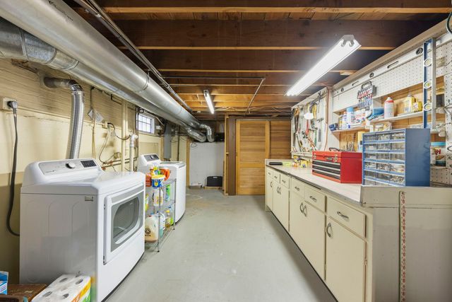 7000 27th Street, Berwyn, IL 60402