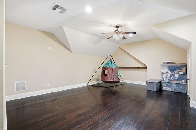 4215 Longhorn Drive, Cleveland, TX 77328