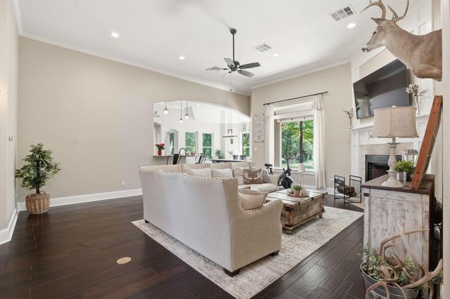 4215 Longhorn Drive, Cleveland, TX 77328