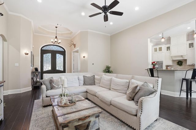 4215 Longhorn Drive, Cleveland, TX 77328