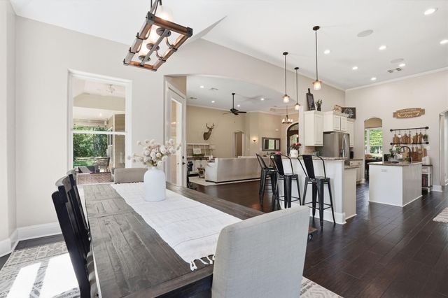 4215 Longhorn Drive, Cleveland, TX 77328