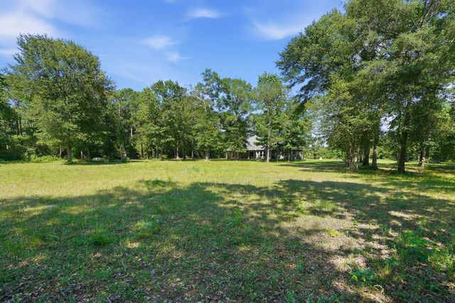 4215 Longhorn Drive, Cleveland, TX 77328